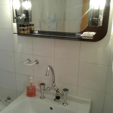 Guest house Zephyros 3*