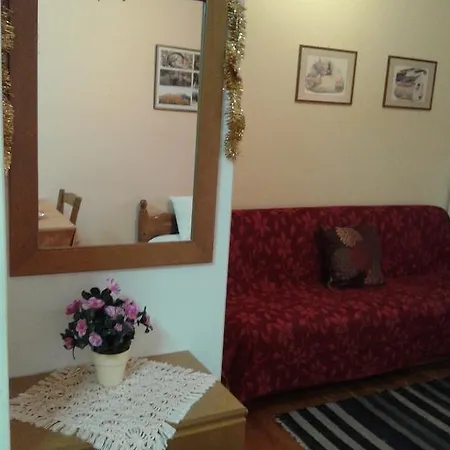 Zephyros Guest house Vytina